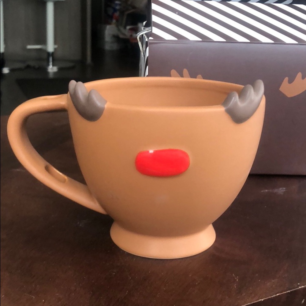 Holiday Reindeer Mug 💗 with a spoon (brand new)